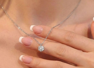 Collar con colgante de diamante moissanita de forma redonda, plata de ley 925, regalo para mujer - Product Image 2