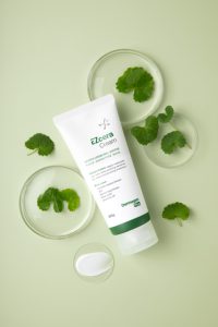 Crème Cera EZ Dermagen, cosmétiques coréens, apaisante et nourrissante à la Centella, pour tous types de peaux, pour femmes, utilisation de jour - Product Image 3