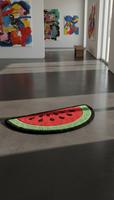 Luxuriöser handgetufteter Wollteppich in Wassermelonen-Scheibenform, weicher Plüsch-Teppich mit Fruchtdesign für moderne Wohnraumdekoration