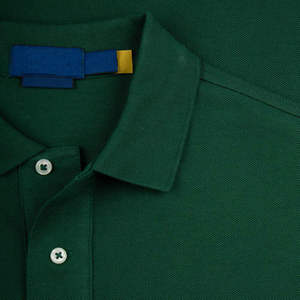 Chemise décontractée pour homme en 100 % polyester, respirante, couleur unie, avec logo brodé personnalisé, en tissu tricoté pour le golf – Vente en gros - Product Image 5