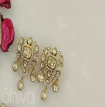 Impresionante Conjunto de Gargantilla y Pendientes de Moissanita Chapados en Oro de Latón de Calidad Premium con Brillos Modernos para Mujer, Ideal para Bodas y Fiestas - Product Image 2