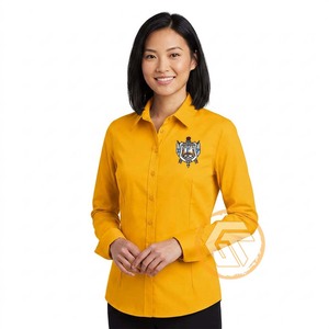 Chemise noire boutonnée SIGMA GAMMA RHO pour femme, logo brodé, manches raglan, coupe classique, 100 % coton non tissé 340g, écologique - Product Image 1