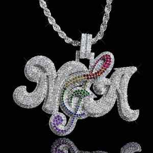 Colgante de Letra Personalizado con Moissanita VVS, Plata 925 con Baño de Rodio, Amuleto con Nombre Estilo Iced Bling, Joyería Hip Hop - Product Image 3