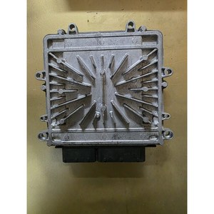 Unité de commande moteur Volvo ECU ECM Bosch YG compatible avec l'unité de commande moteur Volvo ECU ECM P31303388. Pièces auto compatibles. - Product Image 2