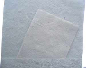 Papiers Lokta Premium très lisses en gros, 10 feuilles de papier à lettres A4 + 5 enveloppes, conditionnées en lot - Product Image 3