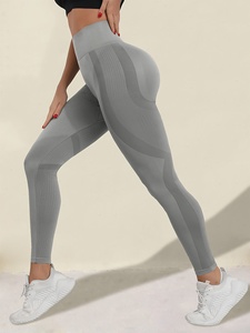 Leggings de Yoga de Alto Rendimiento y Comodidad Diseñados para Ejercicio Físico y Uso Activo Diario - Product Image 4