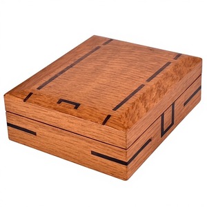 Estuche para Cigarros de Madera Sólida con Acabado Pulido de Lujo, Diseñado para Colecciones Exclusivas, Ofrece una Estructura Duradera y una Apariencia Elegante - Product Image 5