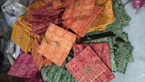 Handcrafted Rajasthani Bandhani <b>Print</b> Gota Patti Work Envelopes for Shagun Weddings and Festivals Potli Style Cash Envelopes - Product Image 2