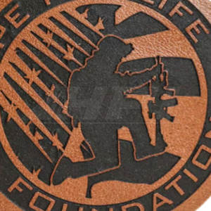 Parches Personalizados con Grabado Láser, Insignias de Tela y Cuero con Logotipo, Nombre y Diseño para Regalos - Product Image 6