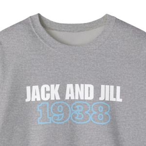 เสื้อสเวตเชิ้ตคอกลมพรีเมียม Jack and Jill 1938 สำหรับผู้ชาย แขนยาว ผ้าฟลีซ สวมใส่สบาย ดีไซน์สั่งทำได้ สไตล์ลำลอง เสื้อผ้าสตรีทแวร์สำหรับผู้ชาย - Product Image 4