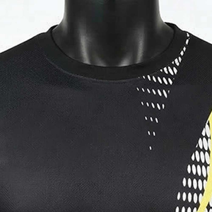 Camiseta de Manga Corta con Cuello Redondo y Estampado Geométrico Negro y Amarillo para Hombre, de Secado Rápido, Tejido de Punto, Corte Ajustado, Estilo Deportivo - Product Image 4