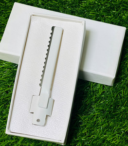 Color Salon Single Finger Fine <b>Thinning</b> Razor Stainless Steel Blade Easy Use Disposable for Face Trim & Cut Hair - Product Image 4