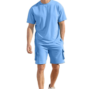 Ensemble de survêtement homme uni, épais et respirant, 100% coton, coupe oversize, avec short cargo et haut à manches courtes et col rond - Product Image 1