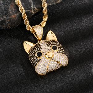 Colgante de latón con moissanita chapado en oro de 14k de alta calidad con diseño de perro, único y elegante. - Product Image 2