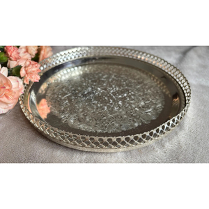 Hot Selling Factory Sale Modern Design Metal Platter Dish for Home Hotel Table Top Platters at Best Price From Indian Exporter - Product Image 2