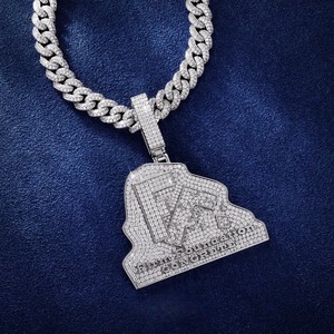 Pendentif Lettre Personnalisé Gallerley en Argent S925, Style Hip Hop, Sertissage Griffe, Moissanite Brillante Couleur D VVS Certifiée - Product Image 4