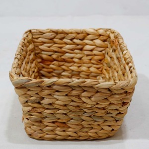 Panier de rangement rectangulaire en rotin naturel, simple et polyvalent, pour un rangement soigné - Product Image 5