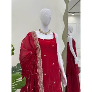 Ensemble de costume de fête pour femmes avec fil et travail de séquence - Product Image 2