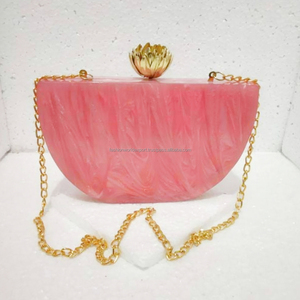 Pochette en résine faite à la main rustique et moderne Sac à main unique pour femme Sac de soirée élégant pour occasions spéciales - Product Image 4