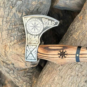 Hacha Tradicional Vikinga Hecha a Mano con Mango de Madera, Herramienta para Acampar al Aire Libre, Decoración Rústica, Regalo - Product Image 4