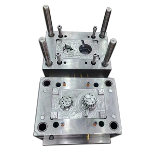 Pièces en plastique moulées par injection sur mesure - Couvercle supérieur du chargeur de grenades - Product Image 5