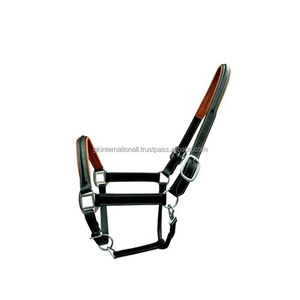 Harnais de cheval en cuir rembourré noir et marron de qualité supérieure avec des accessoires durables et réglables en nickel ou en laiton - Product Image 2