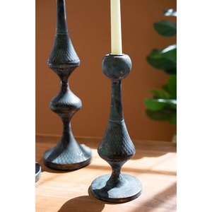 Ensemble de porte-bougies décoratifs en fer de style antique, noir, décoration moderne pour la maison, collection durable en trois pièces - Product Image 3