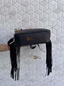 Bolso de Hombro Cruzado de Cuero con Flecos y Grabado a Mano, Estilo Bohemio Vintage, de Piel de Vacuno, Última Moda 2026 - Product Image 3