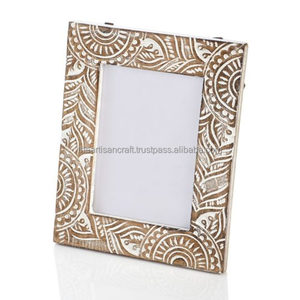 กรอบรูปไม้ดีไซน์เนอร์ที่ทันสมัยทนทานโดยช่างฝีมือสำหรับตกแต่งบ้านรูปทรงสี่เหลี่ยมขัดเงาปรับแต่งได้ - Product Image 3