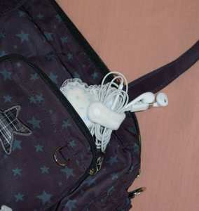 Stray Kids STAY in Our Little House (SCABLE HOLDER) Libro Electrónico K-Pop (Cd) Papel Plástico Todas las Edades Modelo BW-212 - Product Image 3