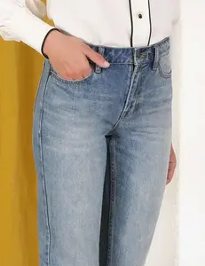 Jeans de Mujer a la Moda, Cintura Media, Corte Recto, Casuales, con Efecto Levanta Glúteos, 100% Algodón, Material Elástico, Secado Rápido, Color Personalizado - Product Image 2