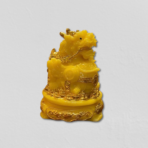 Figura de Dragón de Resina Amarilla, Artesanía de Diseño Tradicional, Amuleto de la Suerte Realista, Adorno de Feng Shui, Escultura de Mesa para el Hogar - Product Image 4