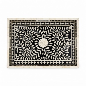 Plateau de service rectangulaire de luxe fait main avec incrustation de nacre motif écailles de poisson bleues, mosaïque de coquillages Capiz, décoration de table basse - Product Image 5