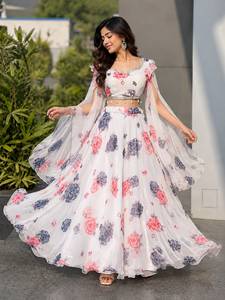 Hermoso y Elegante Lehenga Choli de Georgette con Estampado Floral para Mujer, Ideal para Bodas, Fiestas y Diwali - Product Image 1