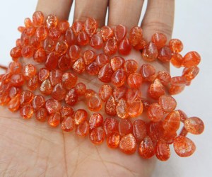 ลูกปัดหินซันสโตนสีส้มธรรมชาติทรงหยดน้ำแบบเรียบสำหรับทำเครื่องประดับ - Product Image 1