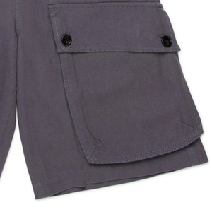 Shorts cargo de haute qualité avec fermeture à boutons et poches, design économique pour garçons, avec possibilité de personnalisation du logo. - Product Image 4