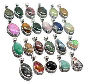 Nuevo Colgante de Plata de Ley 925 con Cabujones Multicolores, Diseño Vintage, Venta al Por Mayor, Proveedores de Joyería Personalizada - Product Image 1