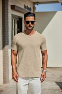 Camiseta con cuello en V para hombre, de algodón de primera calidad, informal, de manga corta, ajustada, transpirable, ligera, de tela suave, para uso diario, ropa básica de moda - Product Image 3