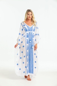 Kaftan de estilo indonesio para adultos, elegante bohemio, manga de murciélago, bordado clásico, dobladillo con flecos de encaje delicado, Fiesta en la playa, rayón caliente - Product Image 3