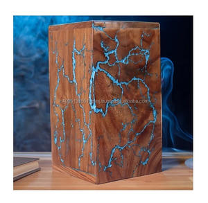 Urne funéraire en bois de manguier de style américain personnalisée avec motif flamme, boîte à cendres personnalisable, grande capacité, fabriquée à la main - Product Image 2