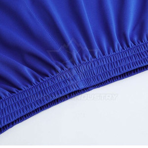 Uniforme de fútbol ligero y transpirable hecho de tela de poliéster de alta calidad para mejorar el flujo de aire y la absorción del sudor. - Product Image 6