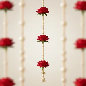 Décoration murale florale en macramé verticale avec des roses rouges, décoration bohème pour salon, séparation de pièce pour mariage, pièce unique - Product Image 4