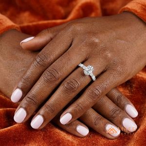 Bague en argent sterling 925 avec trois pierres de moissanite en forme de poire pour femme, bijoux élégants pour fiançailles, anniversaire, style quotidien - Product Image 4
