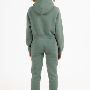 ชุดวอร์มครอปท็อปพิมพ์ลายตามสั่งสำหรับผู้หญิง ดีไซน์มืออาชีพ ขายดี แฟชั่นผ้าฟลีซสำหรับฤดูหนาว ราคาสุดคุ้ม - Product Image 4