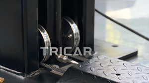 <span class=keywords><strong>Tricar</strong></span> Nouveau modèle très demandé, Pont élévateur automobile 2 colonnes à dégagement manuel 4T, Capacité de levage 4000 kg, Certifié - Product Image 4