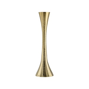 Élégant support de bougie conique doré avec finition texturée côtelée, design élégant en forme d'heure de nuit, parfait pour la décoration de maison de luxe et les événements. - Product Image 3