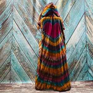 Kimono long pour femme à motif tie-dye traditionnel, coupe classique, style bohème, idéal pour les festivals, en viscose/coton écologique avec bordure en dentelle 1 - Product Image 1