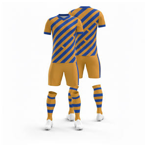 Uniforme de Fútbol Personalizado con Sublimación de Logotipo, Equipación de Fútbol para Equipo |   Tallas para Hombres, Mujeres y Jóvenes |   Ropa Deportiva Ligera de Secado Rápido para Entrenamiento - Product Image 5