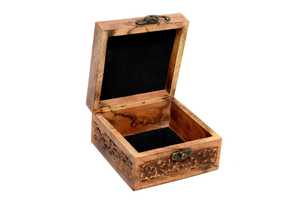 Cheap Handmade <b>Wooden</b> Jewelry <b>Chest</b> for Personal Accessories, Gifts and Keepsakes with Classic Rustic Craftsmanship - Product Image 3