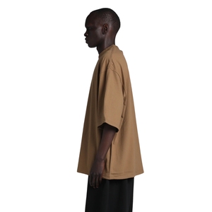 T-shirt en coton épais coupe boxy, personnalisable avec logo, épaules tombantes, couleur kaki, style streetwear, vente en gros - Product Image 2